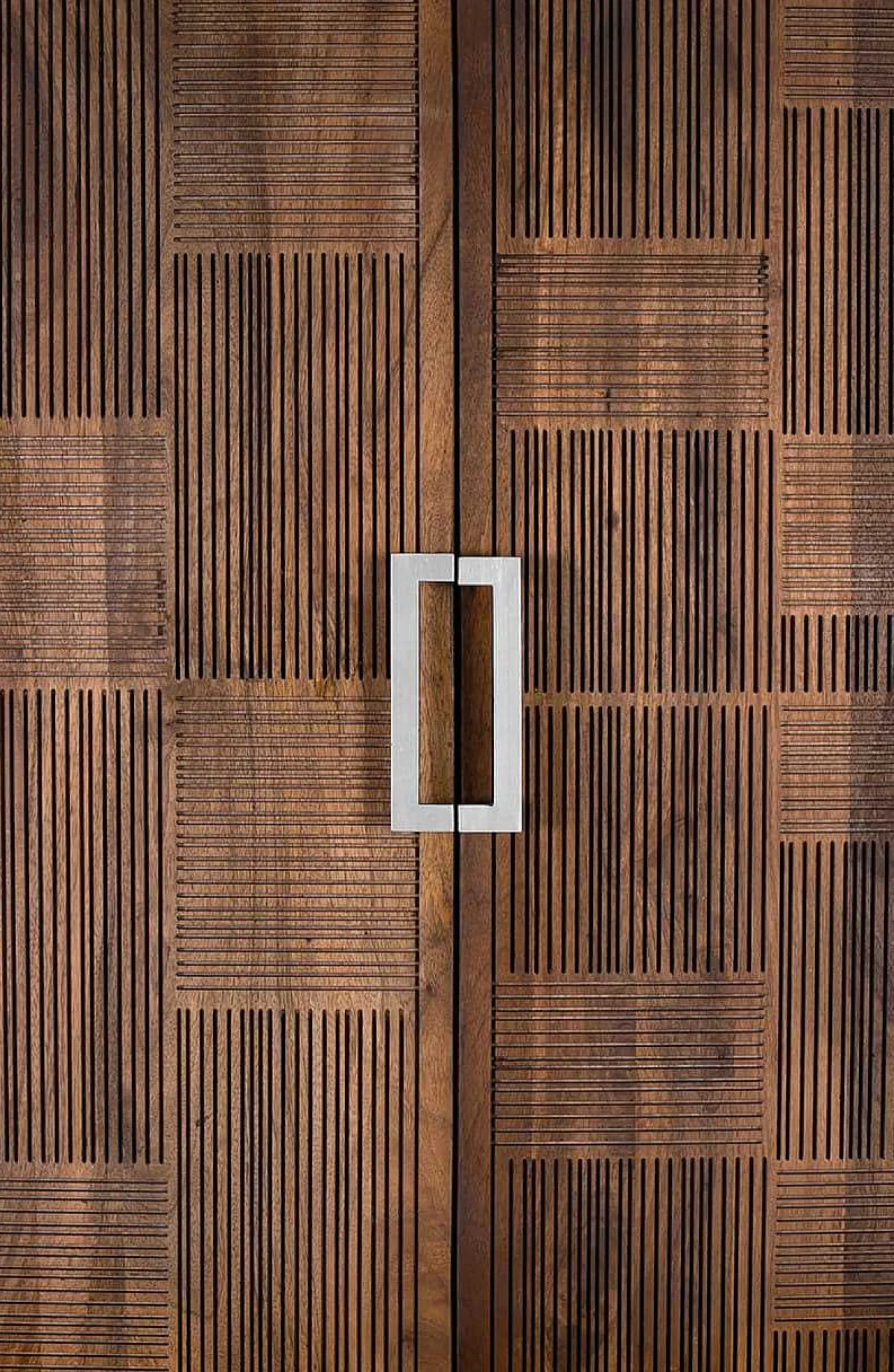 mutoni inspiration Barschrank Adra Mangoholz Schwarz 92X179> Barschränke & Bartheken