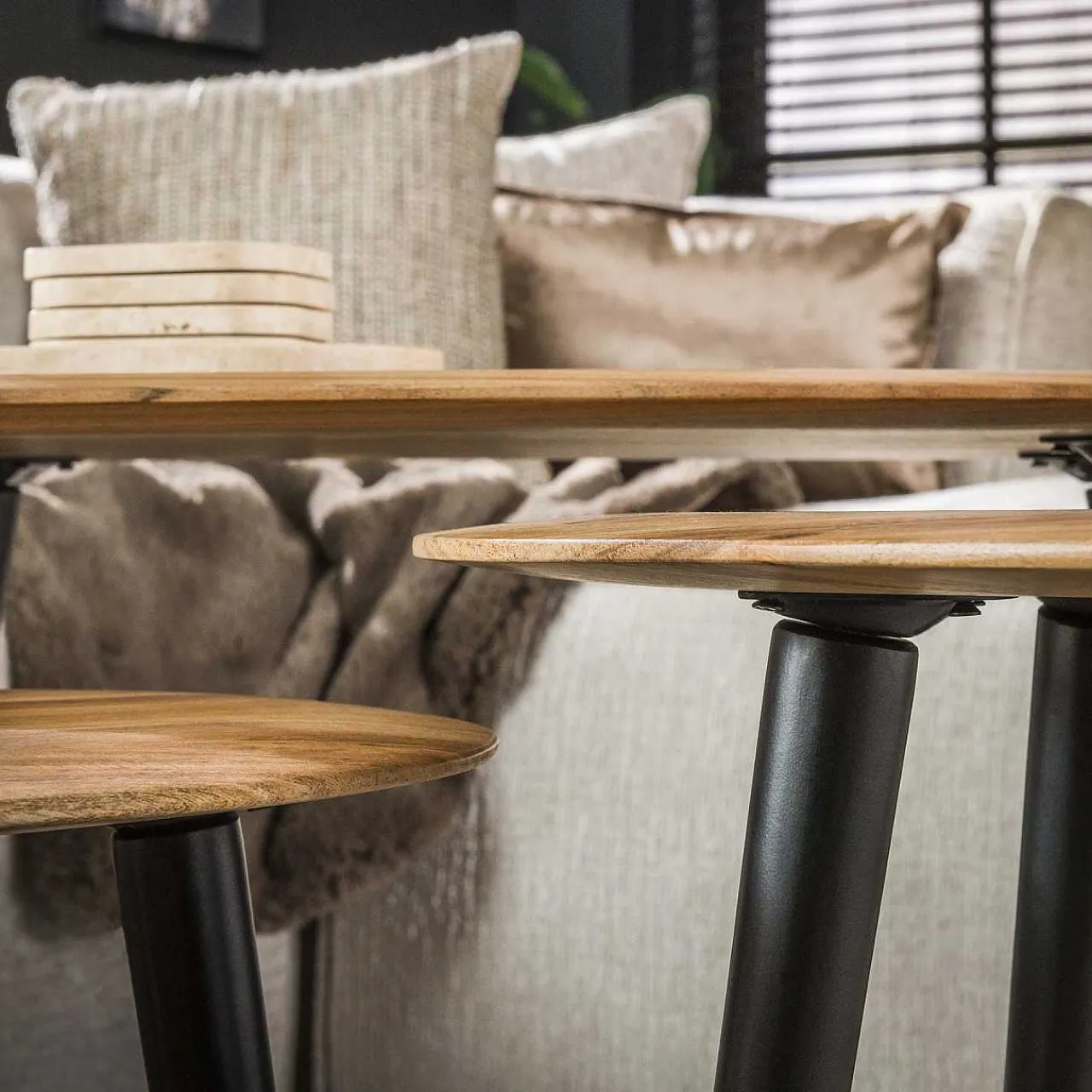 mutoni industrial Couchtisch Organic Akazie Natur (3Er-Set)> Wohnzimmer