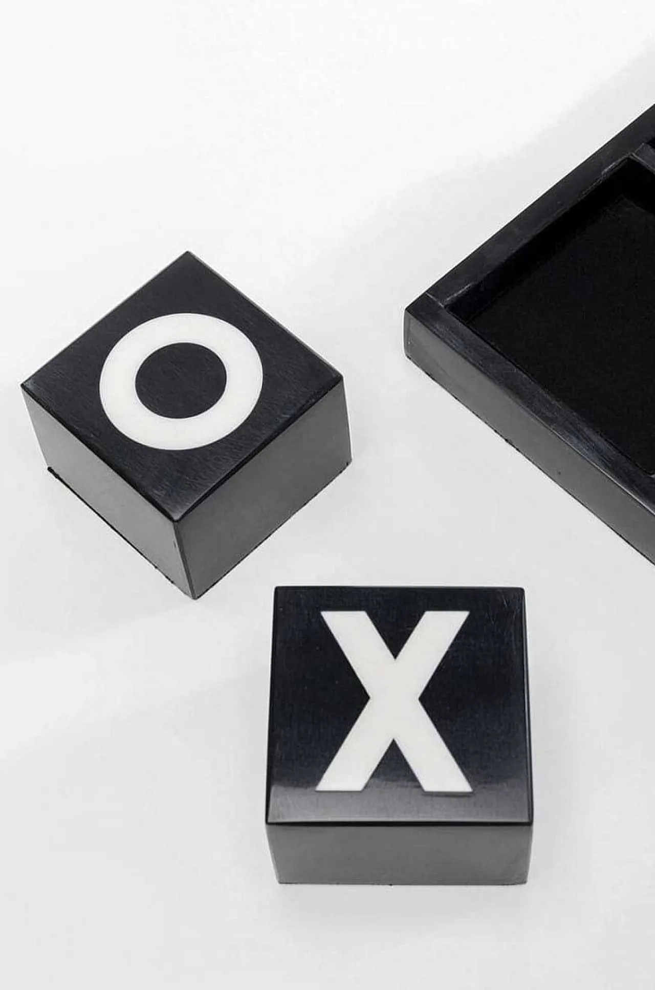KARE Design Deko Objekt Tic Tac Toe Schwarz Weiss> Deko Objekte