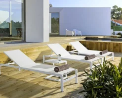 mutoni lifestyle Garten Beistelltisch Konnor 40X40 Cx21 Weiss><noscript><img width=