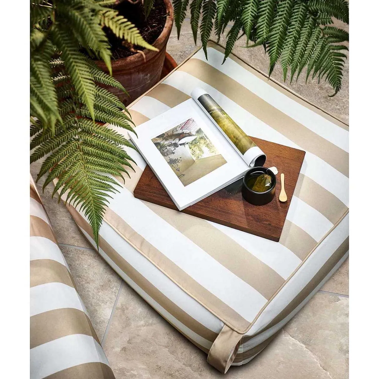 mutoni living Garten Hocker Sit Aufblasbar Sand/Weiss Gestreift> Gartenhocker