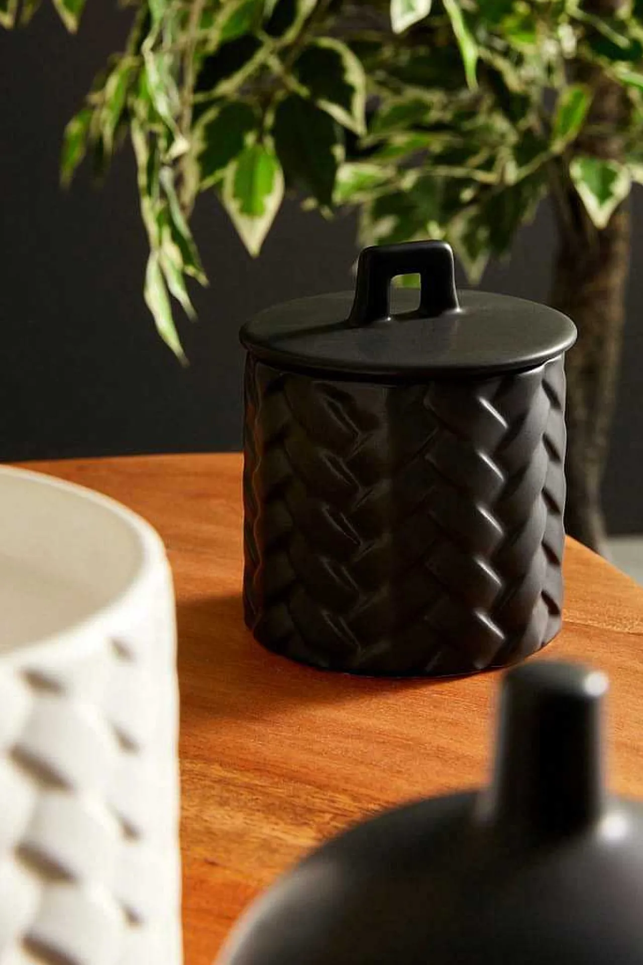 mutoni lifestyle Kerze Twine Mit Deckel Schwarz Rund 10> Kerzen