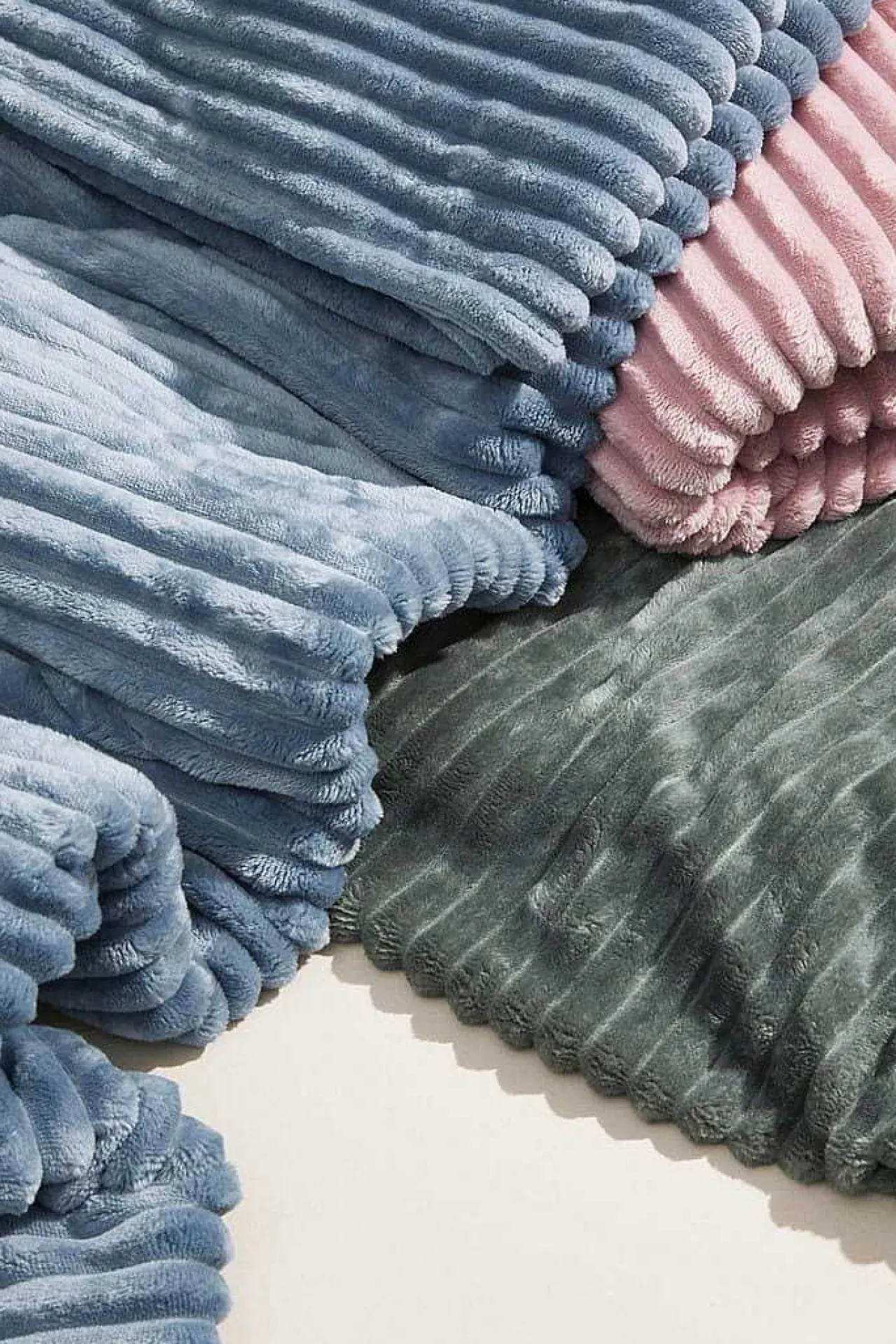 mutoni lifestyle Kuscheldecke Rachele Grun 150X200> Tagesdecken & Plaids