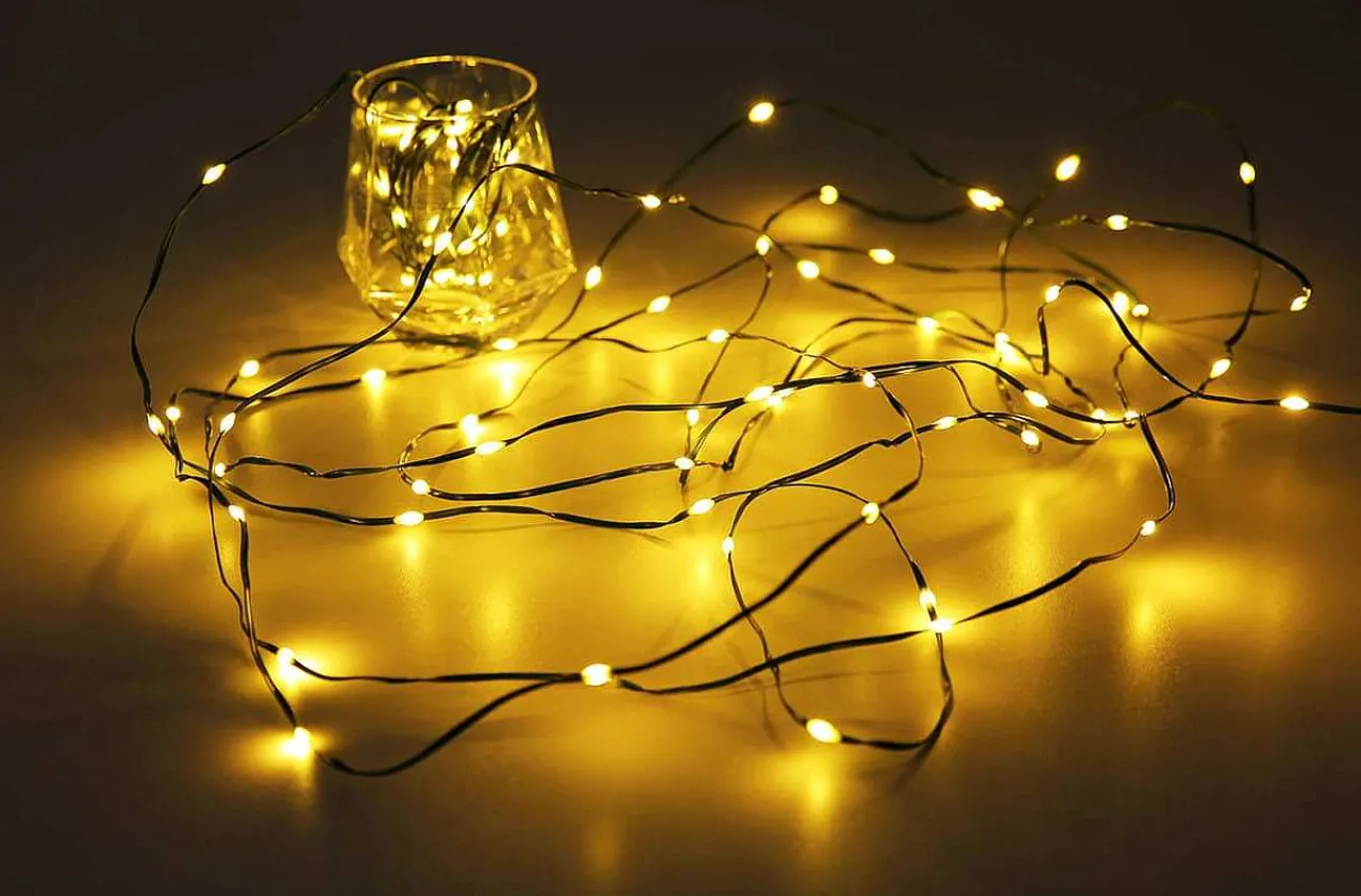 mutoni light Led-Lichterkette Kunststoff Dunkelgrun 200Xled> Led-Stripes Und Lichterketten