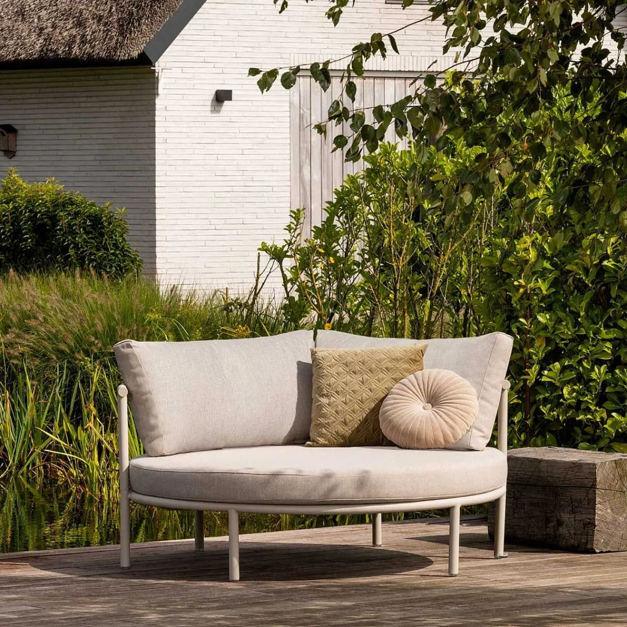 mutoni living Loungebett Mulberry Rund Aluminium Sand 150> Daybeds Und Sonneninseln