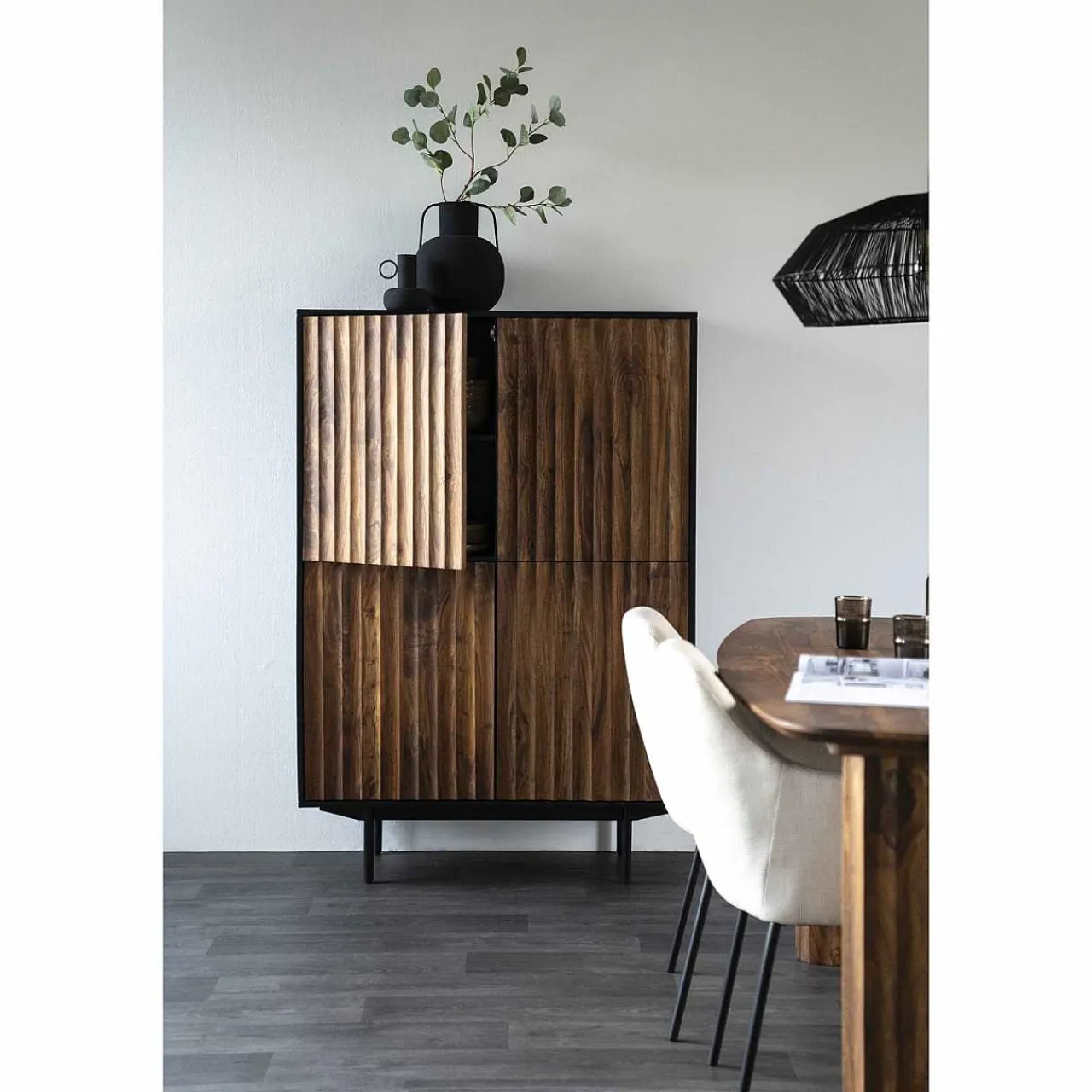 Eleonora Schrank Alexander 4-Turig 104X150> Highboards
