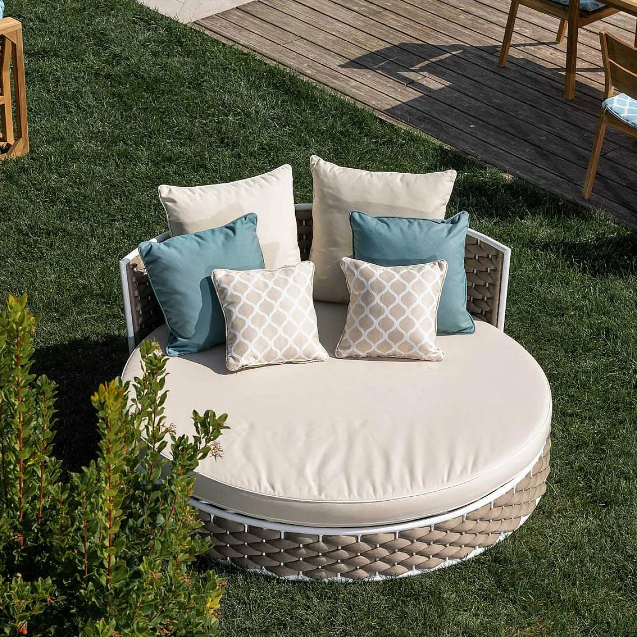 mutoni ethnic Sonneninsel Daybed Manhattan Grey> Daybeds Und Sonneninseln