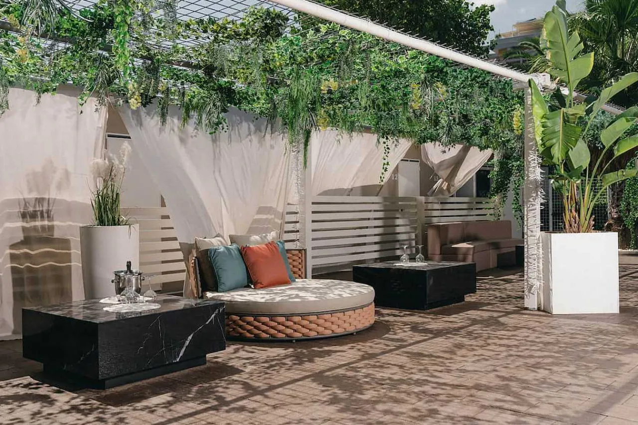 mutoni ethnic Sonneninsel Daybed Manhattan Powder Pink> Daybeds Und Sonneninseln