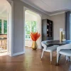 Richmond Interiors Stehtisch Blackbone Schwarz Gold 160> Bartische
