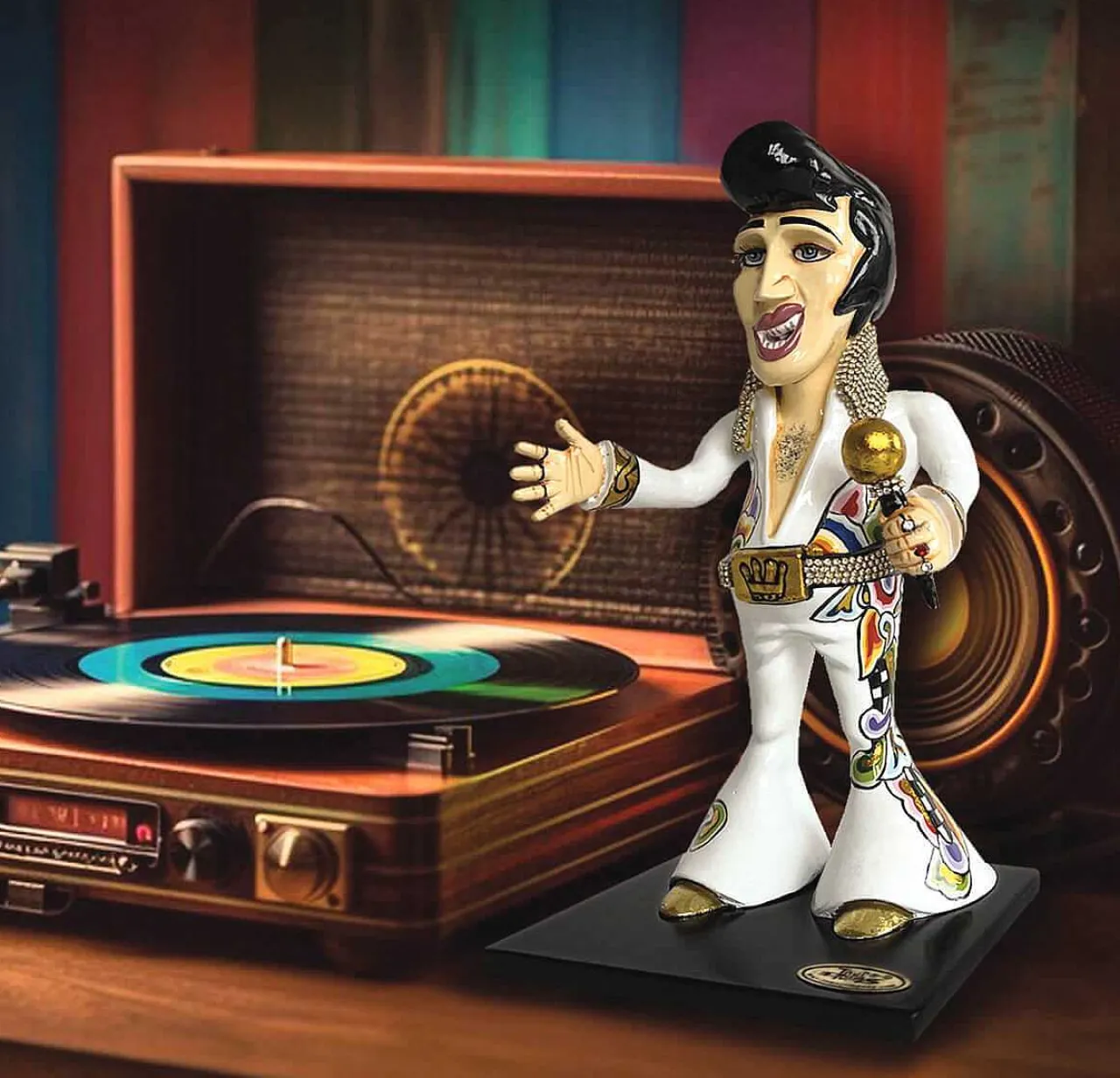 Toms Drag Elvis P> Figuren & Skulpturen