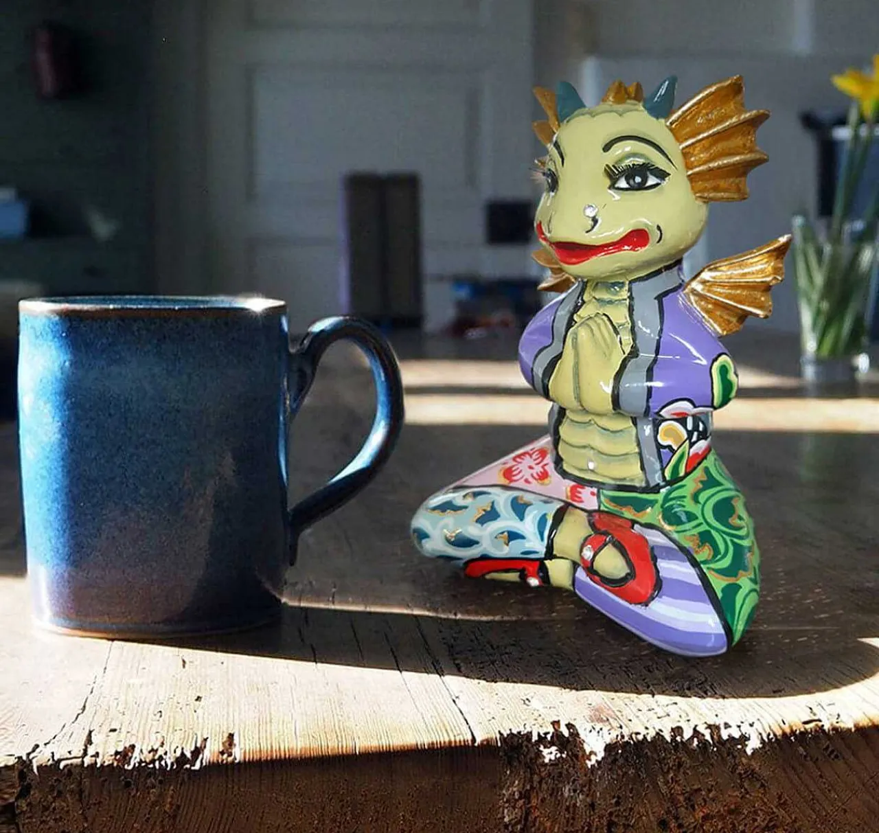Toms Drag Yoga Drache Dragana> Figuren & Skulpturen