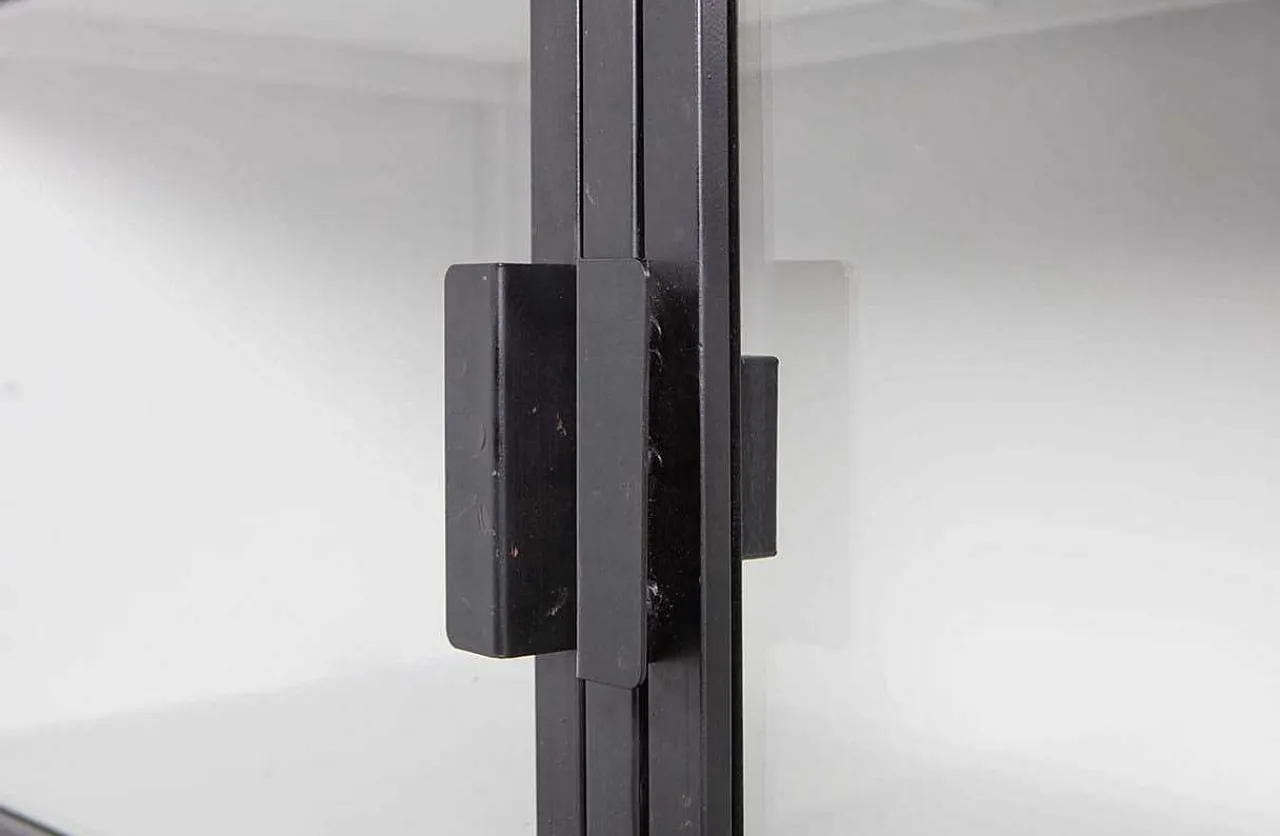 mutoni living Vitrinenschrank Nora Metall Schwarz 110X189> Vitrinen