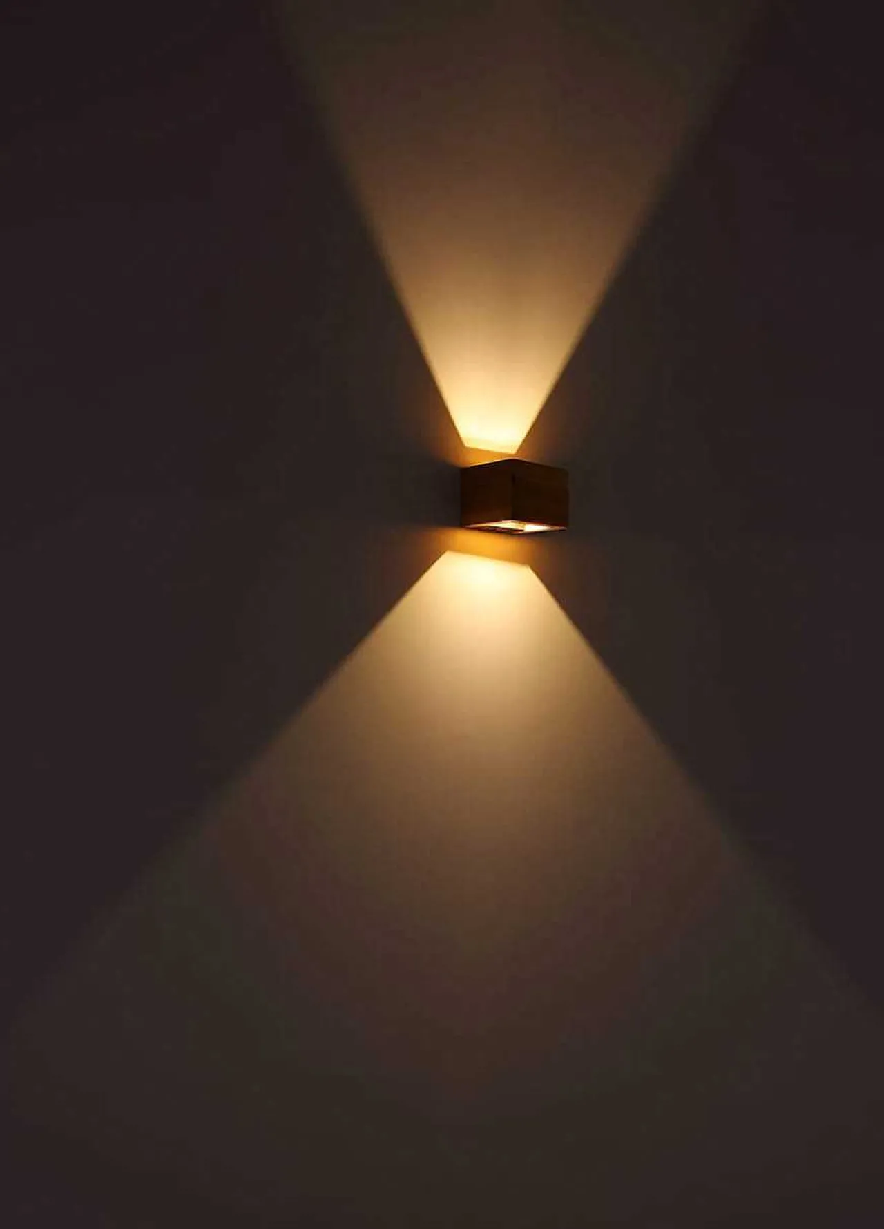mutoni light Wandleuchte Alina Holz Dunkelbraun Led> Led-Wandleuchten